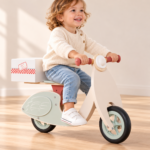 Moto Delivery de Madera – ¡Pequeños Repartidores!
